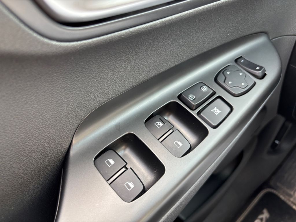 Fahrzeugabbildung Hyundai KONA EV Trend *SOH 96,7%*Navi-P.*3-phasig*