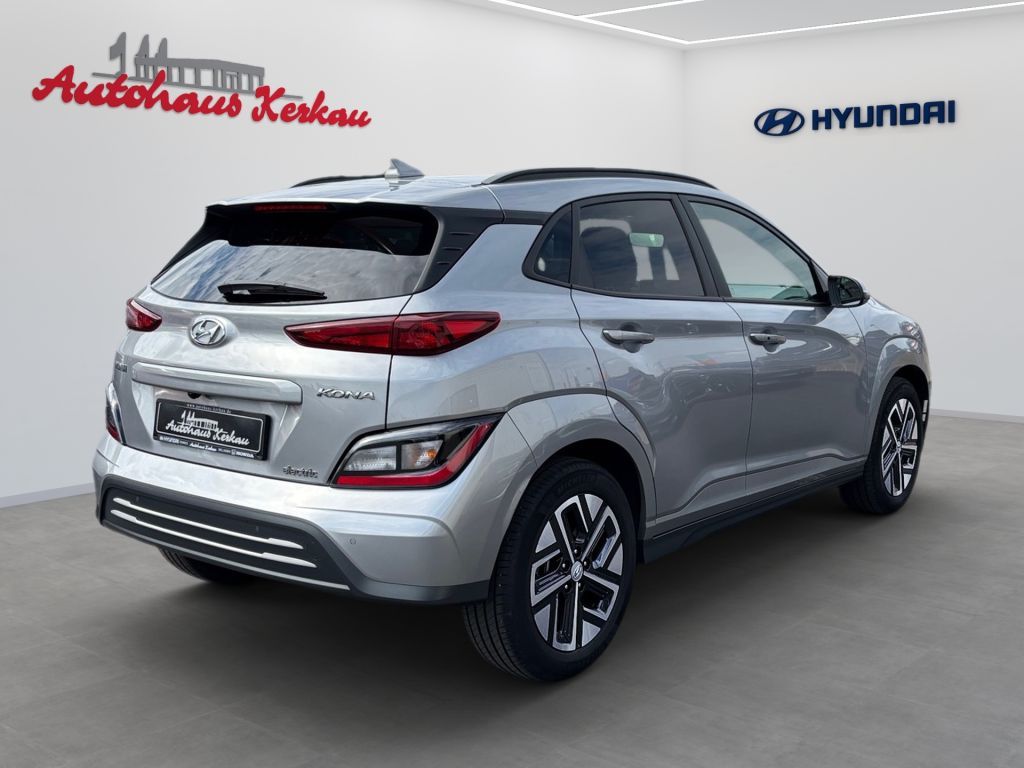 Fahrzeugabbildung Hyundai KONA EV Trend *SOH 96,7%*Navi-P.*3-phasig*