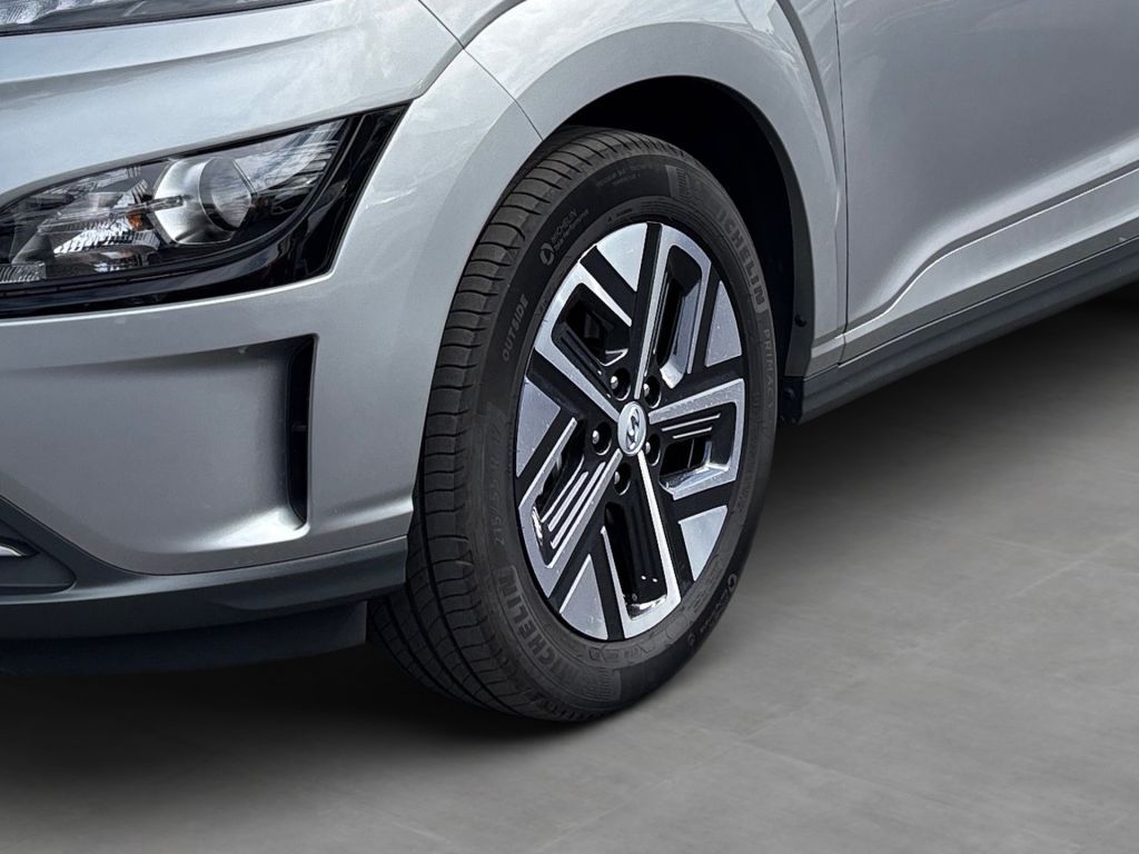 Fahrzeugabbildung Hyundai KONA EV Trend *SOH 96,7%*Navi-P.*3-phasig*