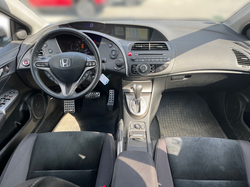 Fahrzeugabbildung Honda Civic 1.8i-VTEC Automatik Executive+NAV+