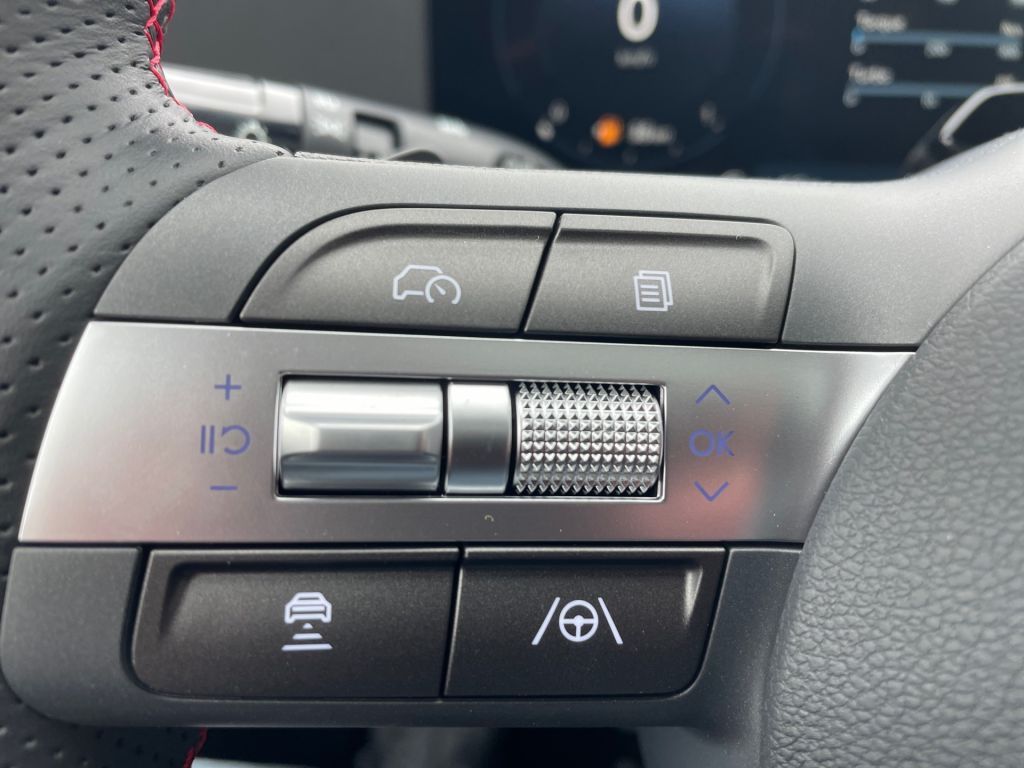 Fahrzeugabbildung Hyundai KONA 1.6 T-GDI DCT 4WD N Line X + Schiebedach
