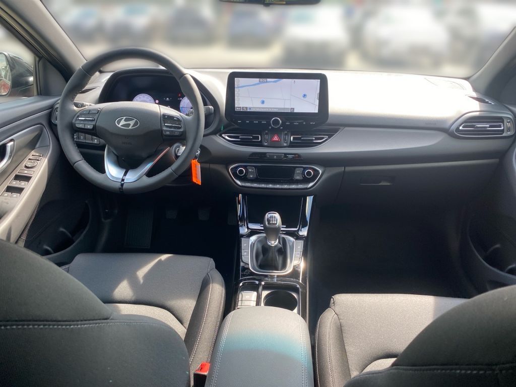 Fahrzeugabbildung Hyundai i30 Kombi 1.0 T-GDI Advantage
