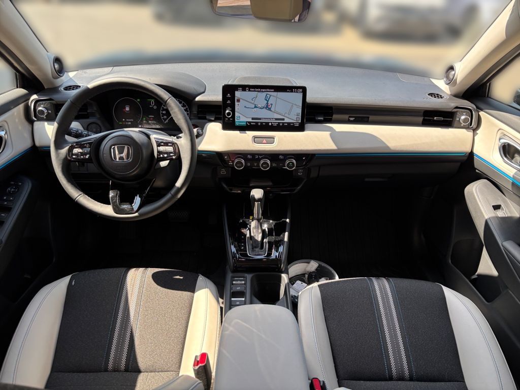 Fahrzeugabbildung Honda HR-V e:HEV 1.5 i-MMD Hybrid Advance Style *360°*