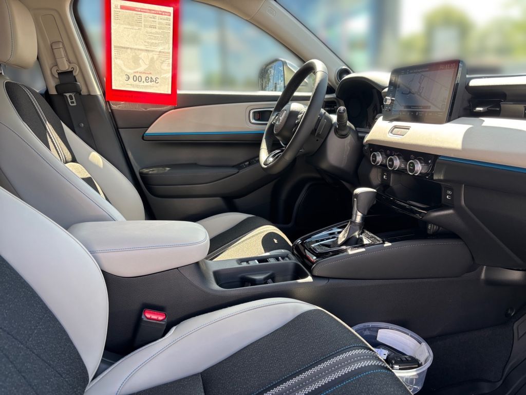 Fahrzeugabbildung Honda HR-V e:HEV 1.5 i-MMD Hybrid Advance Style *360°*