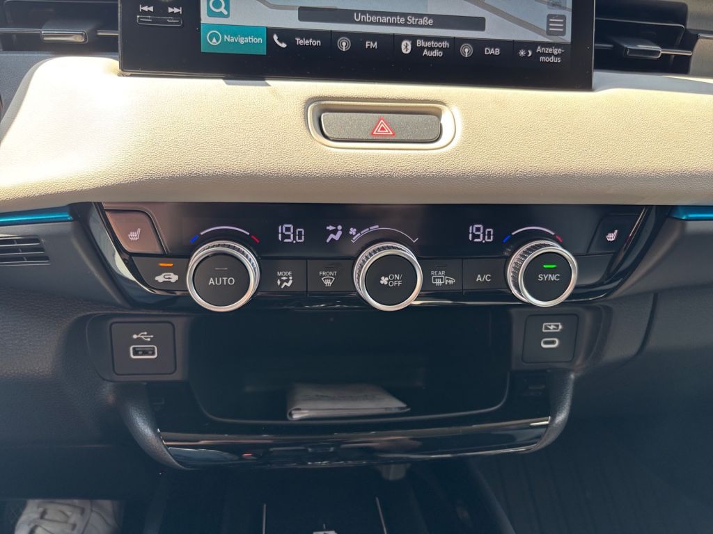 Fahrzeugabbildung Honda HR-V e:HEV 1.5 i-MMD Hybrid Advance Style *360°*