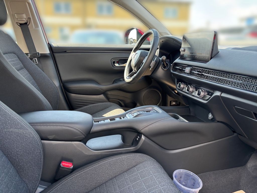 Fahrzeugabbildung Honda ZR-V e:HEV 2.0 i-MMD Hybrid Elegance