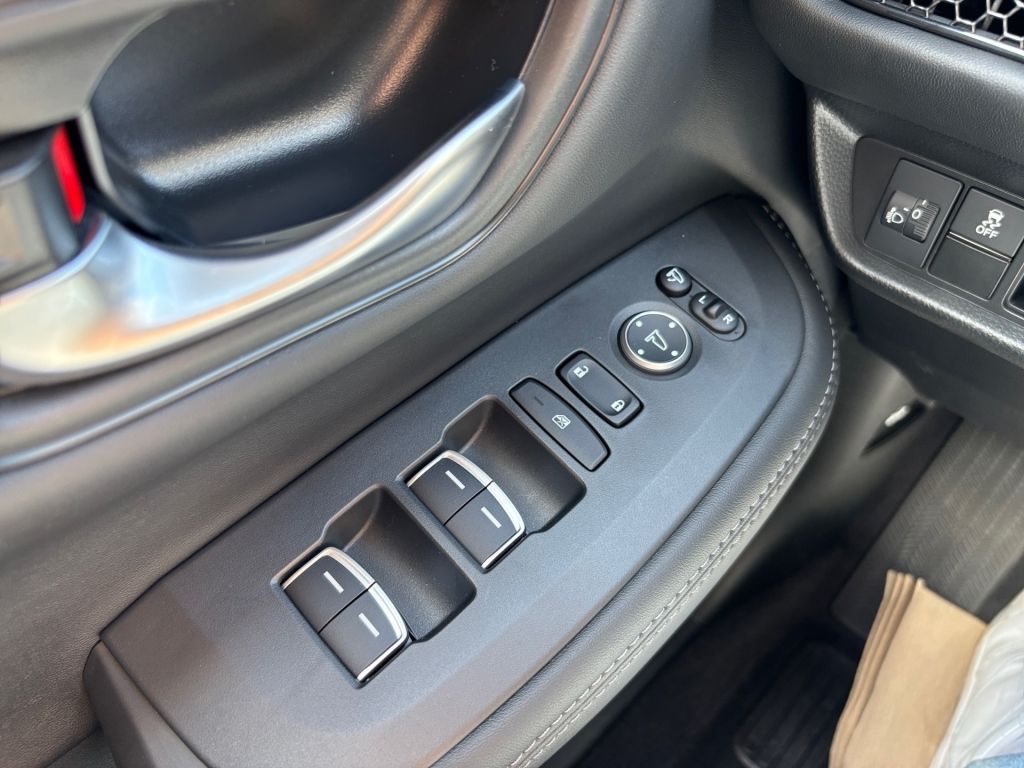 Fahrzeugabbildung Honda ZR-V e:HEV 2.0 i-MMD Hybrid Elegance