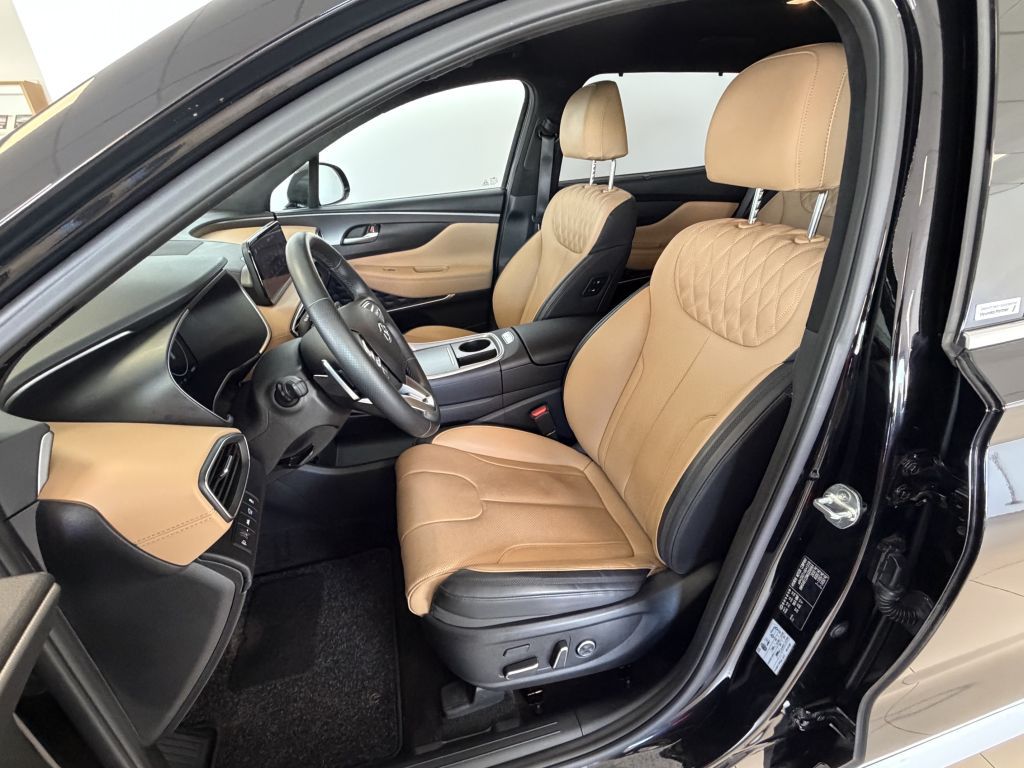 Fahrzeugabbildung Hyundai SANTA FE 1.6 Plugin-Hybrid 4WD Signature