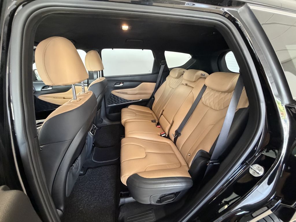 Fahrzeugabbildung Hyundai SANTA FE 1.6 Plugin-Hybrid 4WD Signature