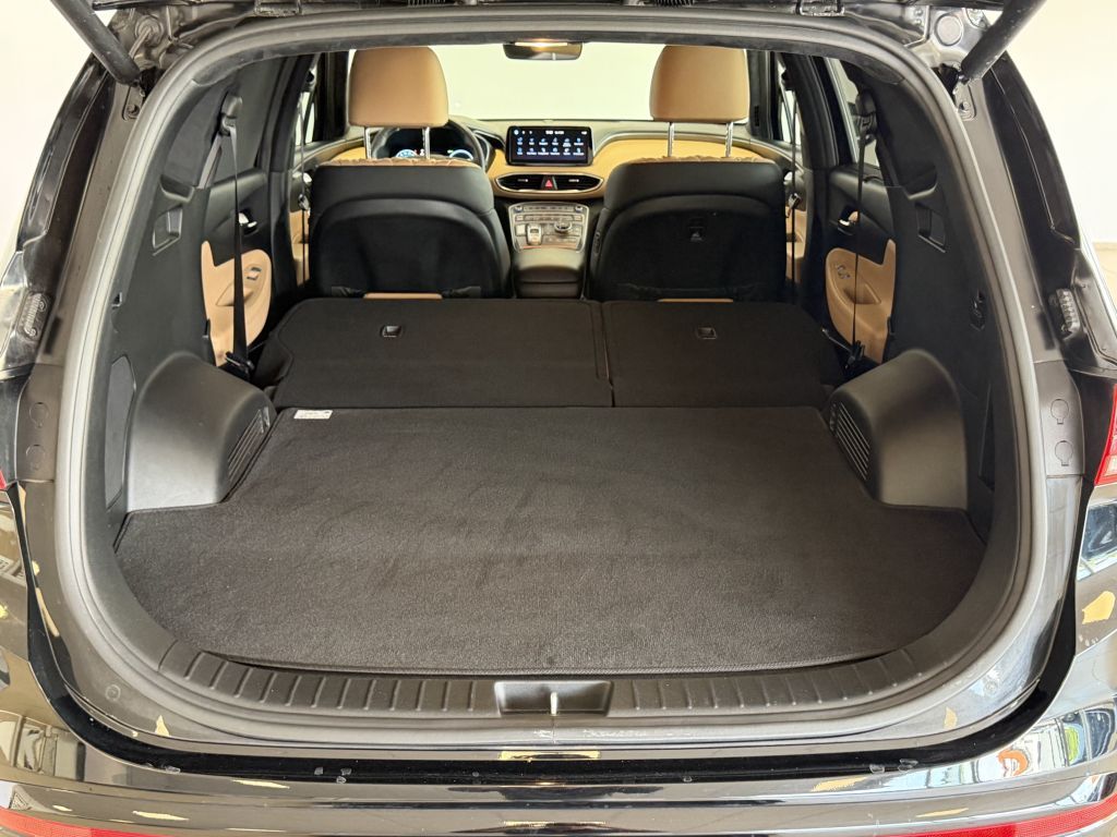 Fahrzeugabbildung Hyundai SANTA FE 1.6 Plugin-Hybrid 4WD Signature