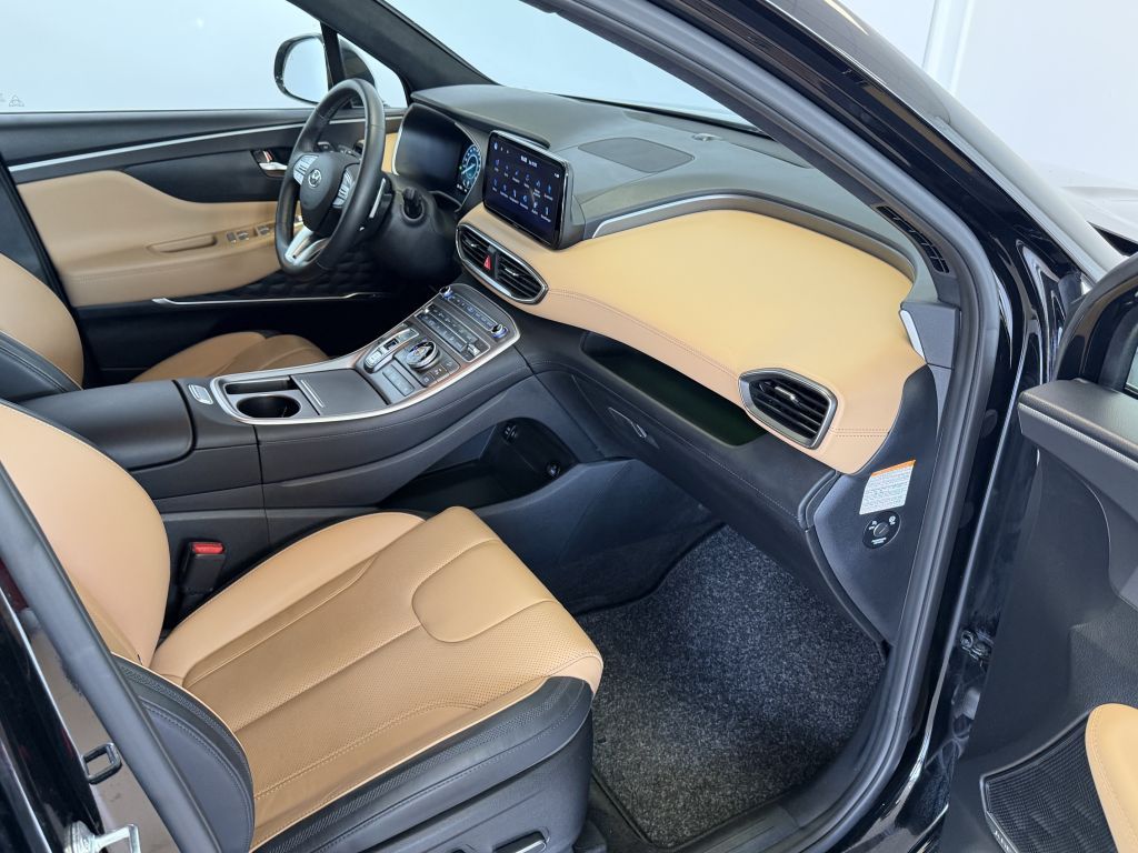 Fahrzeugabbildung Hyundai SANTA FE 1.6 Plugin-Hybrid 4WD Signature