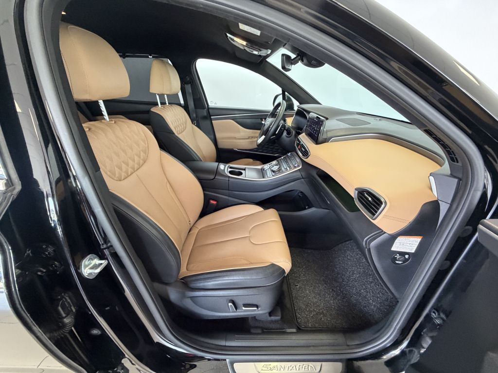 Fahrzeugabbildung Hyundai SANTA FE 1.6 Plugin-Hybrid 4WD Signature