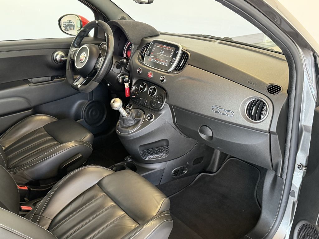 Fahrzeugabbildung Abarth 595 Competizione G-TECH