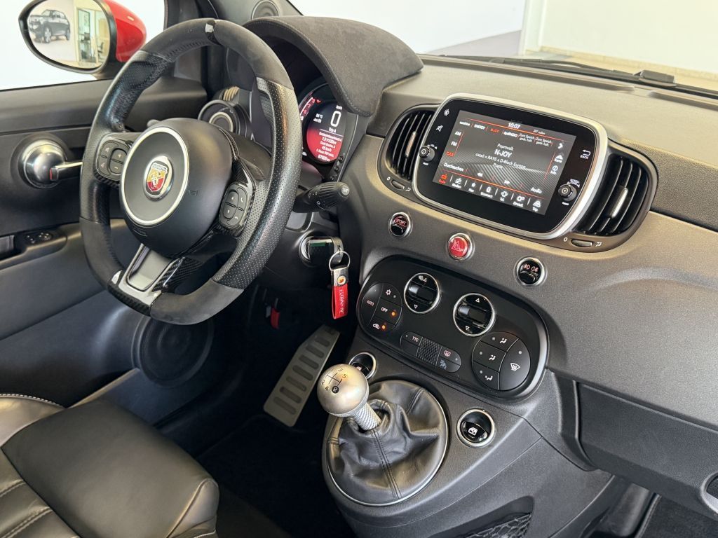 Fahrzeugabbildung Abarth 595 Competizione G-TECH