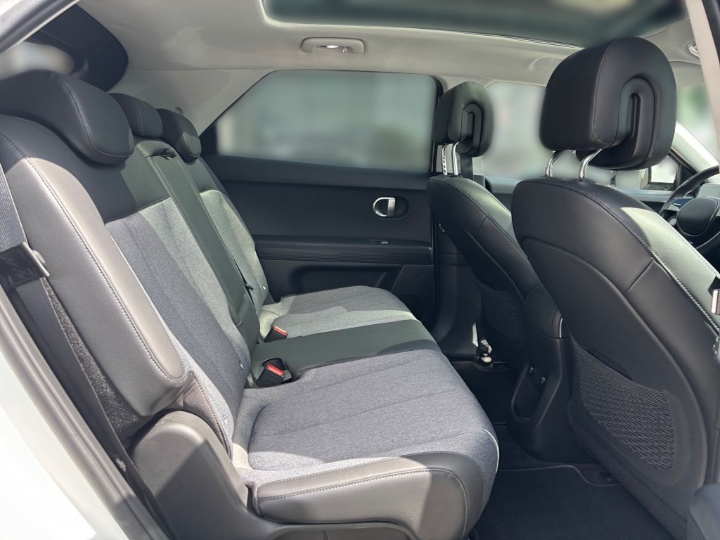 Fahrzeugabbildung Hyundai IONIQ 5 77,4 kWh 4WD Techniq* Assistenz-P*Pano*B