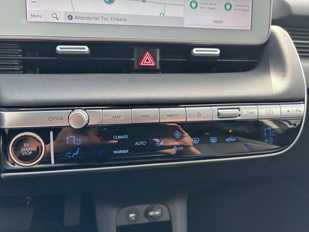 Fahrzeugabbildung Hyundai IONIQ 5 77,4 kWh 4WD Techniq* Assistenz-P*Pano*B