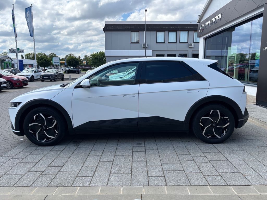 Fahrzeugabbildung Hyundai IONIQ 5 77,4 kWh 4WD Techniq* Assistenz-P*Pano*B