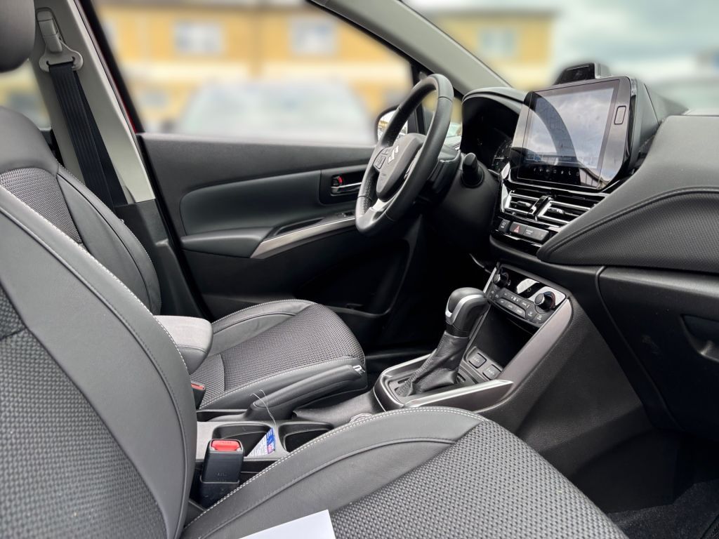 Fahrzeugabbildung Suzuki S-Cross 1.4 Boosterjet Hybrid ALLGRIP Comfort+
