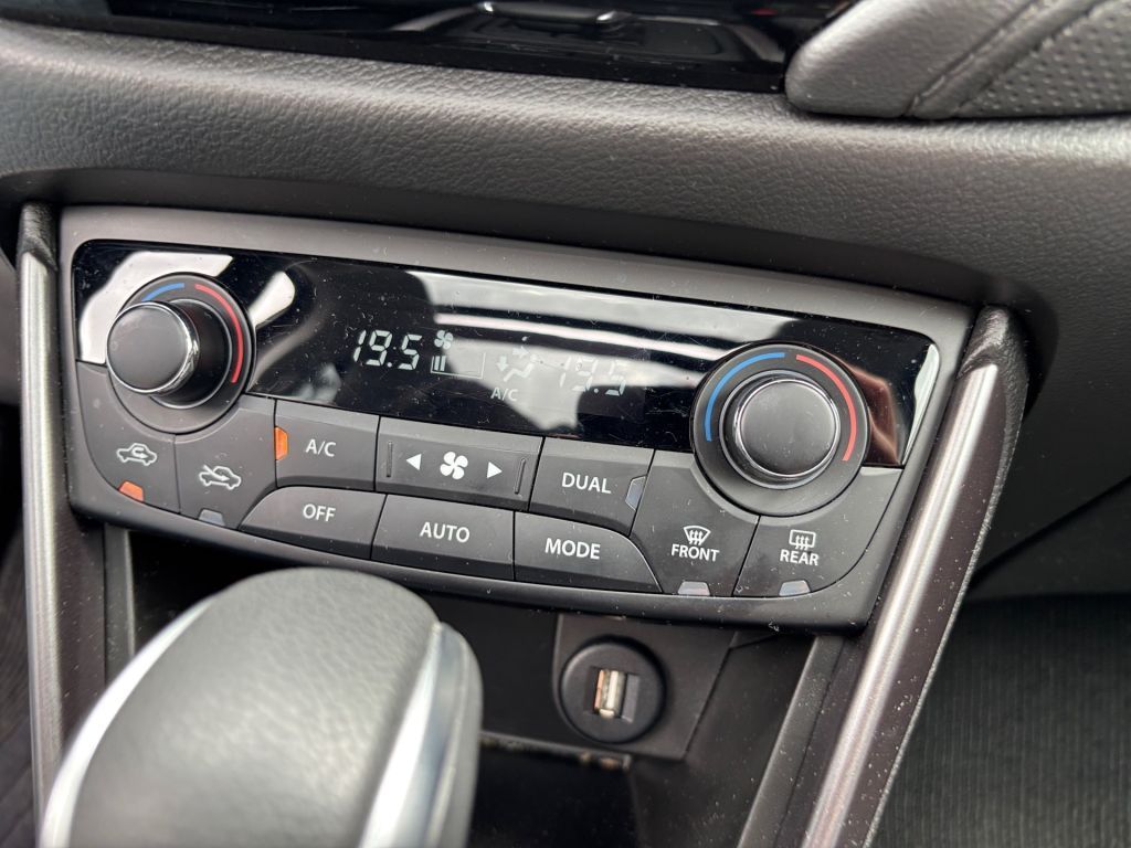 Fahrzeugabbildung Suzuki S-Cross 1.4 Boosterjet Hybrid ALLGRIP Comfort+