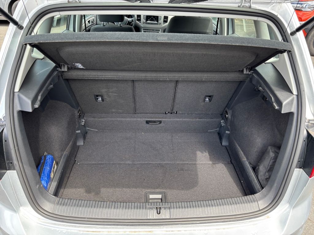 Fahrzeugabbildung Volkswagen Golf Sportsvan 1.2 TSI (BlueMotion Technology) C