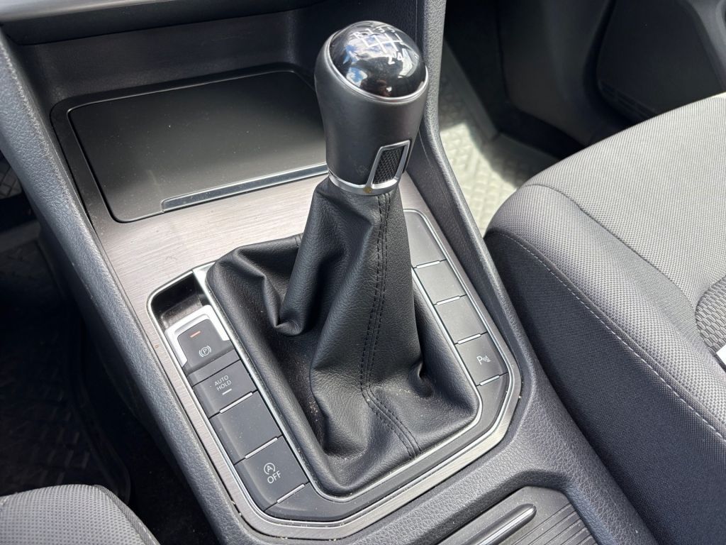 Fahrzeugabbildung Volkswagen Golf Sportsvan 1.2 TSI (BlueMotion Technology) C