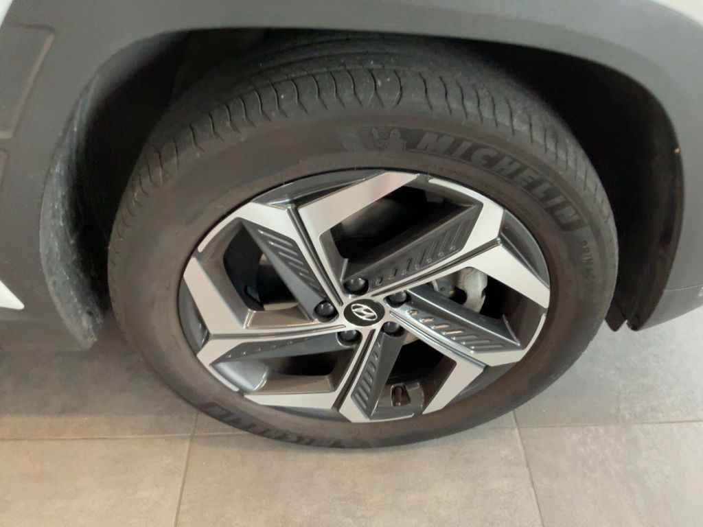 Fahrzeugabbildung Hyundai TUCSON 1.6 Plug-in-Hybrid 4WD Trend +Garantie+