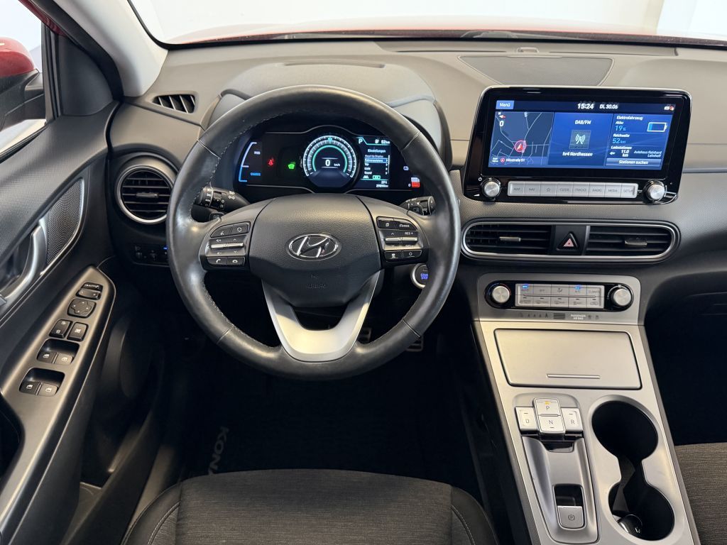 Fahrzeugabbildung Hyundai Kona EV Style +Navi+Assistenz+Voll-LED
