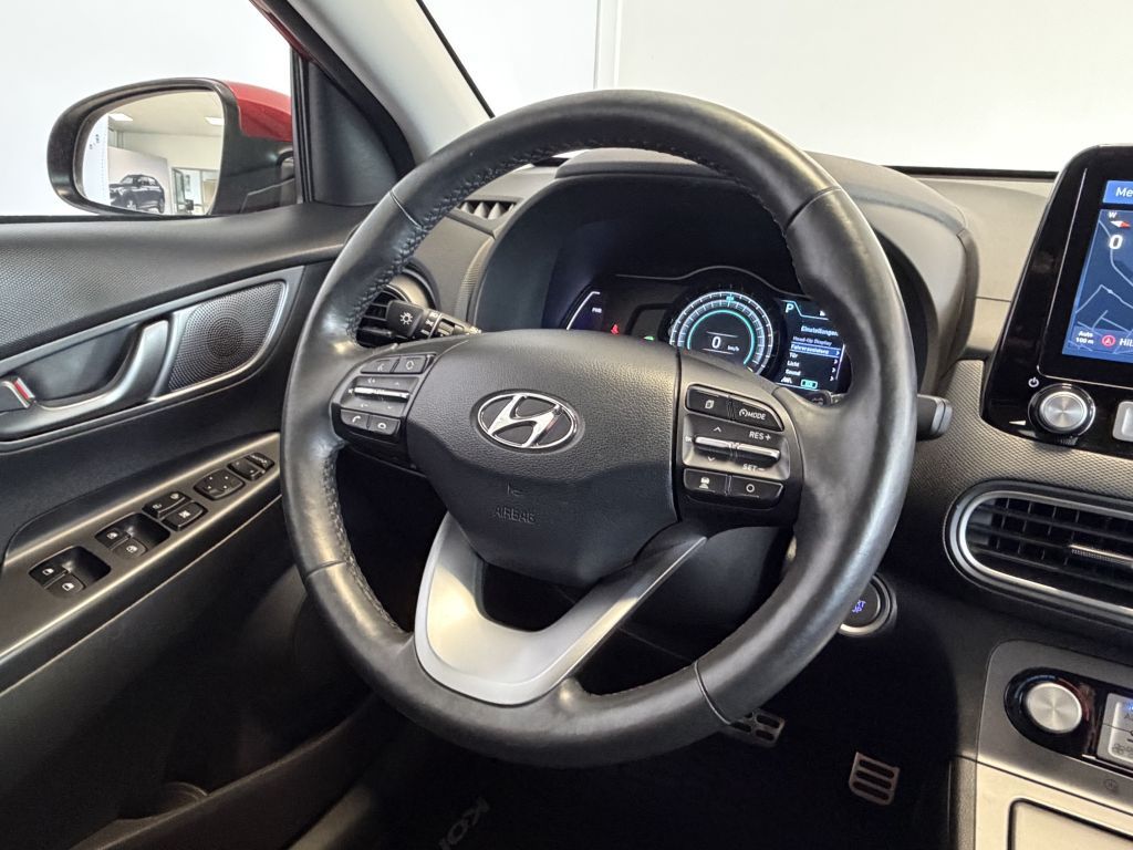 Fahrzeugabbildung Hyundai Kona EV Style +Navi+Assistenz+Voll-LED