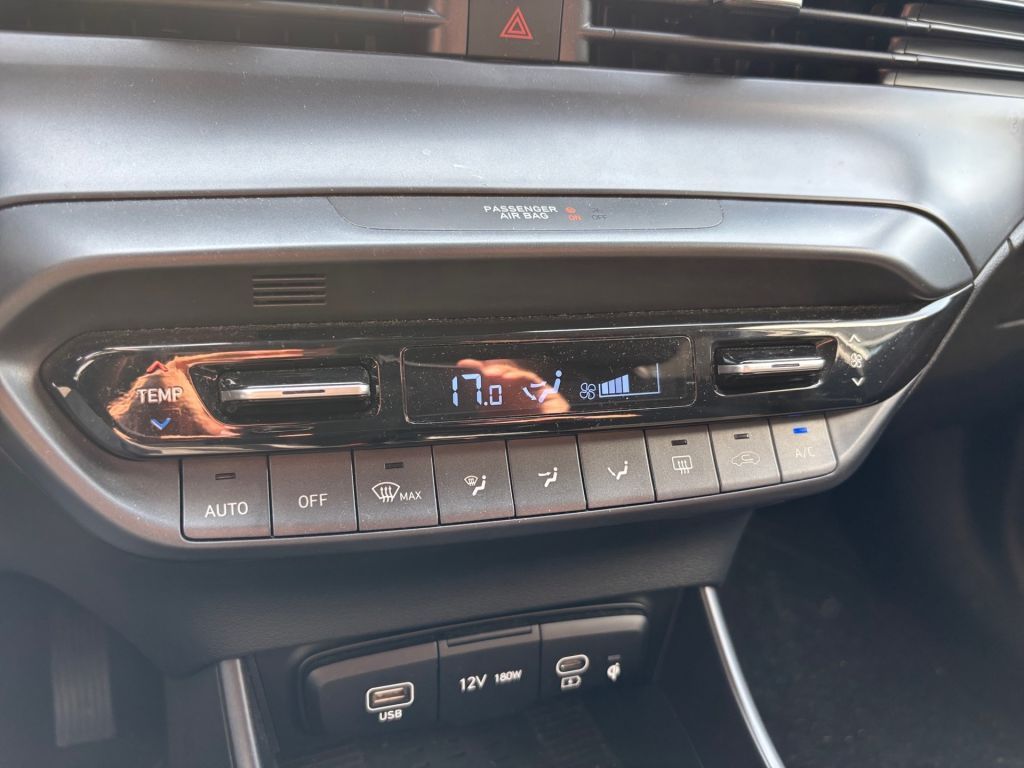 Fahrzeugabbildung Hyundai i20 1.0 T-GDI 48V-Hybrid Prime*SHZ*LED*