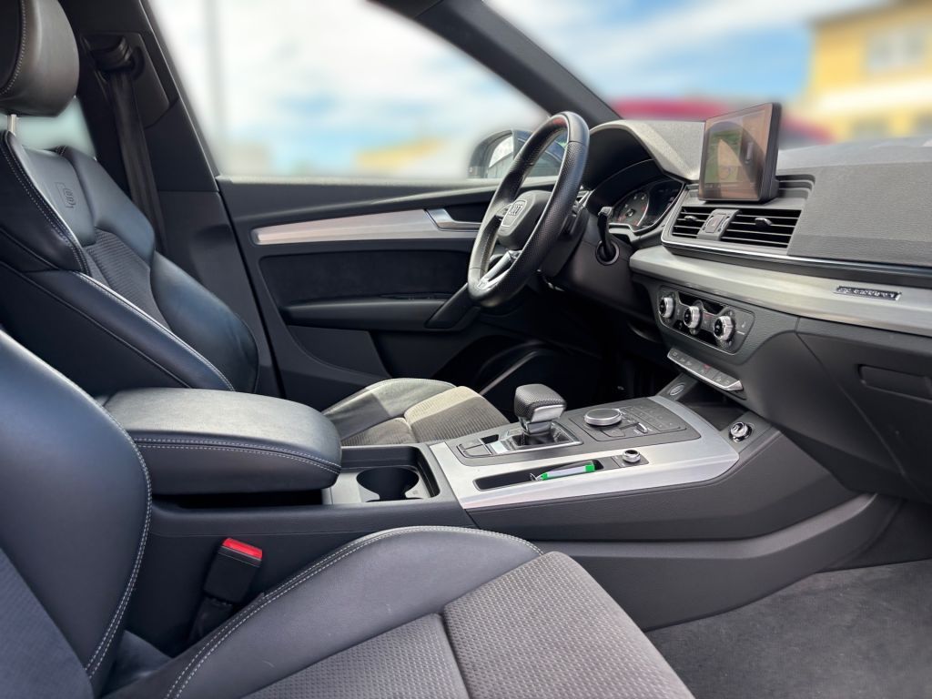 Fahrzeugabbildung Audi Q5 45 TDI quattro tiptronic sport *Paket S-Line*