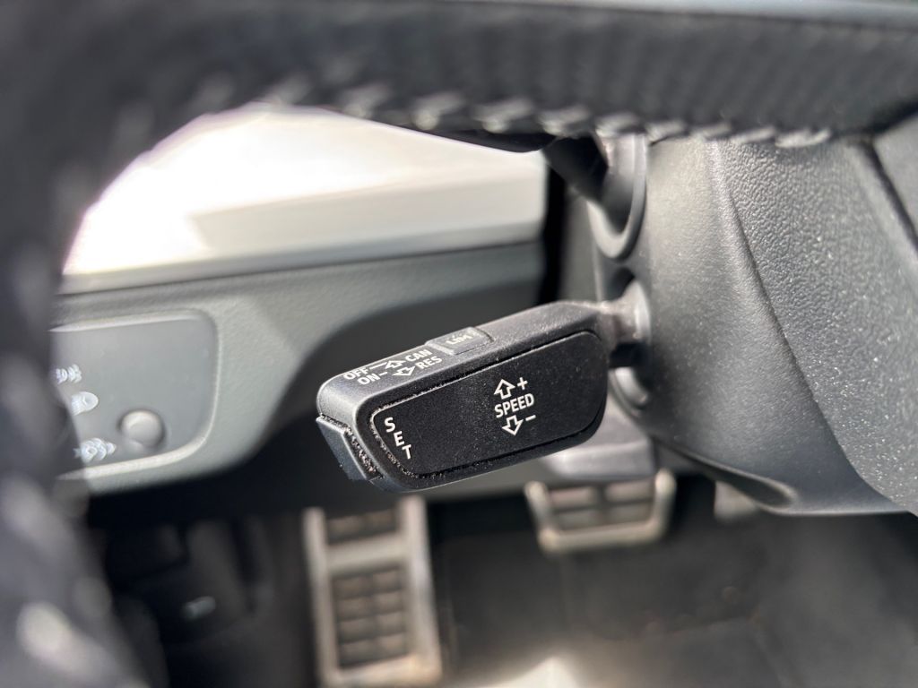 Fahrzeugabbildung Audi Q5 45 TDI quattro tiptronic sport *Paket S-Line*