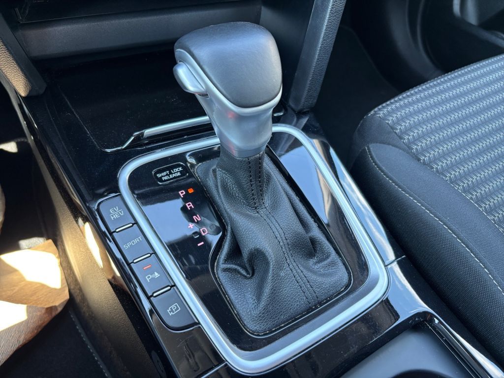 Fahrzeugabbildung Kia Ceed SW 1.6 GDI DCT OPF PHEV Spirit *unfallfrei*