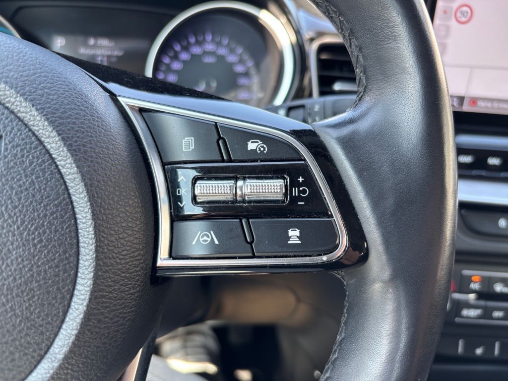Fahrzeugabbildung Kia Ceed SW 1.6 GDI DCT OPF PHEV Spirit *unfallfrei*