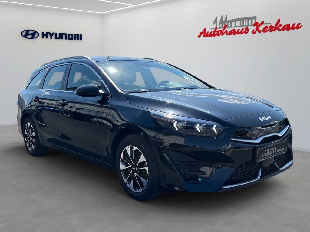 Fahrzeugabbildung Kia Ceed SW 1.6 GDI DCT OPF PHEV Spirit *unfallfrei*