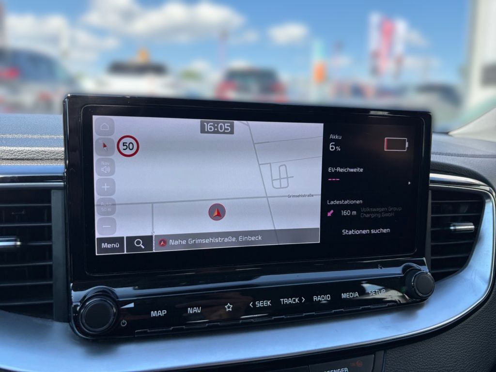 Fahrzeugabbildung Kia Ceed SW 1.6 GDI DCT OPF PHEV Spirit *unfallfrei*