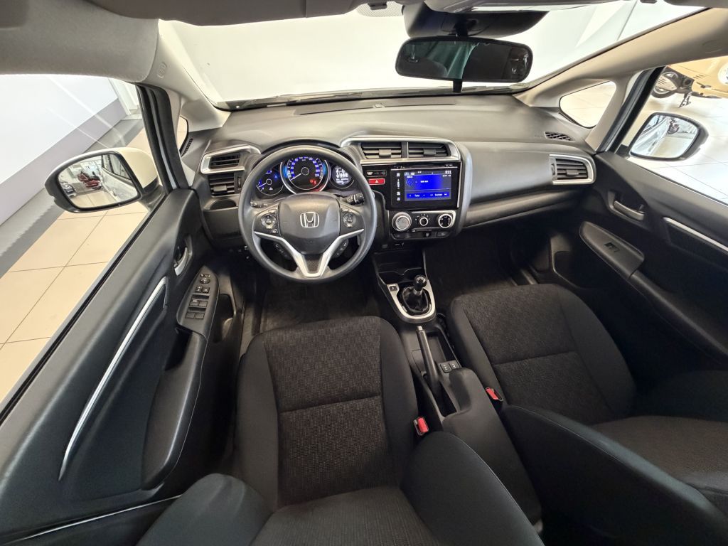 Fahrzeugabbildung Honda Jazz 1.3 i-VTEC Comfort + Anhängerkupplung +