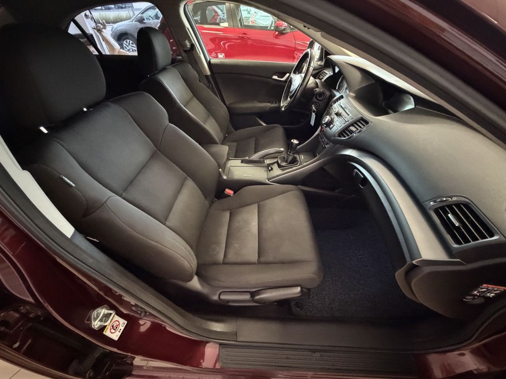 Fahrzeugabbildung Honda Accord 2.0 Lifestyle + AHK +