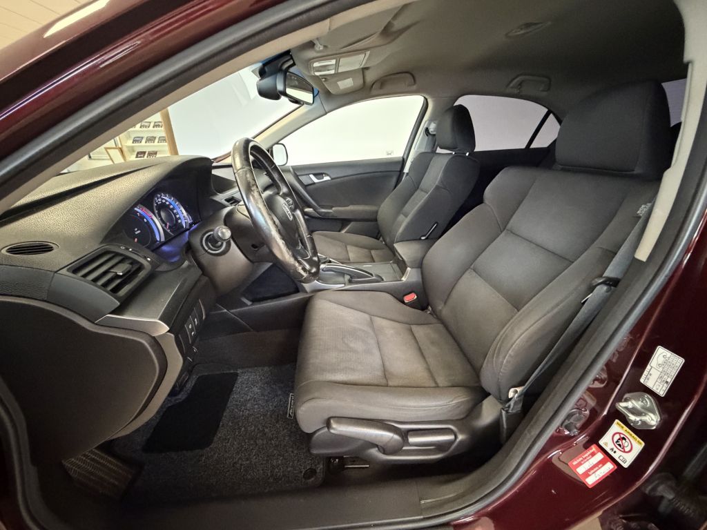 Fahrzeugabbildung Honda Accord 2.0 Lifestyle + AHK +