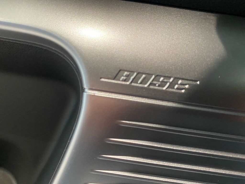 Fahrzeugabbildung Hyundai IONIQ 9 110 kWh 4WD Uniq 7 Sitzer