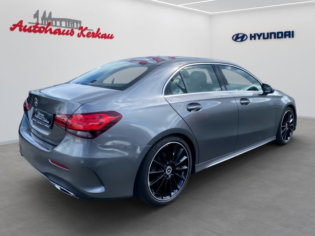 Fahrzeugabbildung Mercedes-Benz A 220 d 8G-DCT AMG Line *8fach bereift* Fahrassi