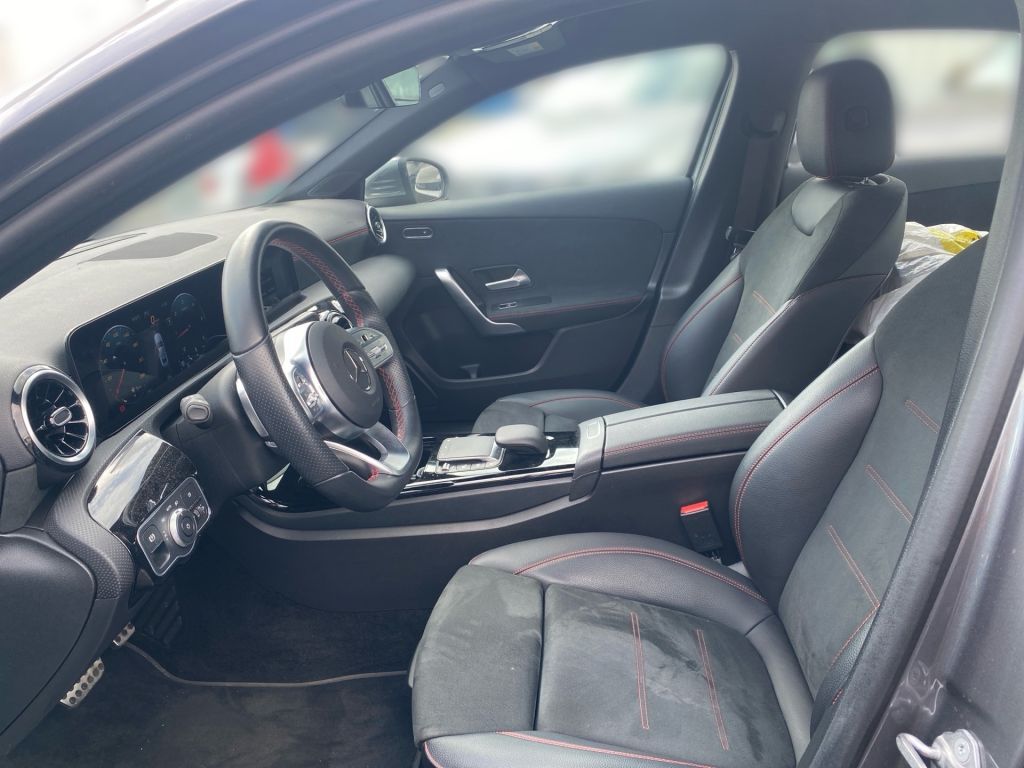 Fahrzeugabbildung Mercedes-Benz A 220 d 8G-DCT AMG Line *8fach bereift* Fahrassi