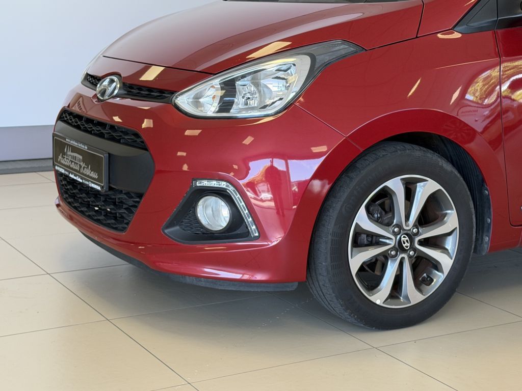 Fahrzeugabbildung Hyundai i10 1.2 Style + 1.Hand + Schiebedach + Winterräd