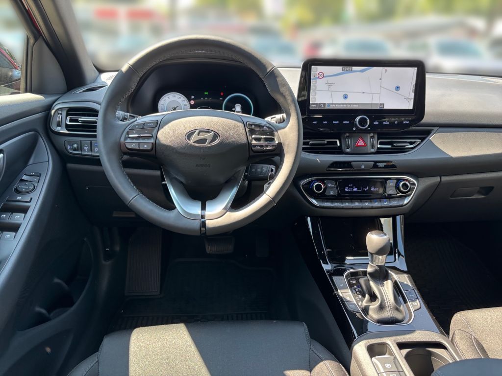 Fahrzeugabbildung Hyundai i30 1.6 T-GDI DCT Trend + Pano
