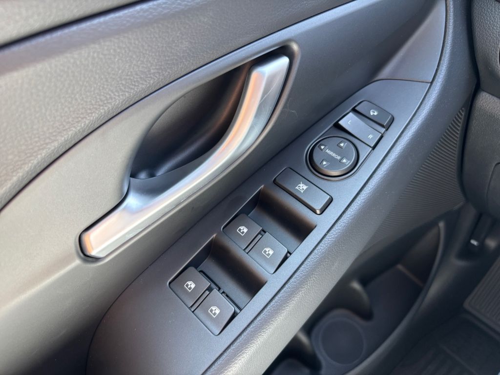 Fahrzeugabbildung Hyundai i30 1.6 T-GDI DCT Trend + Pano