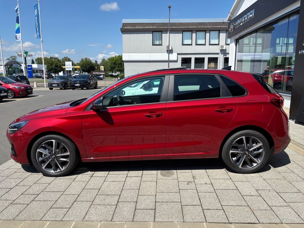 Fahrzeugabbildung Hyundai i30 1.6 T-GDI DCT Trend + Pano
