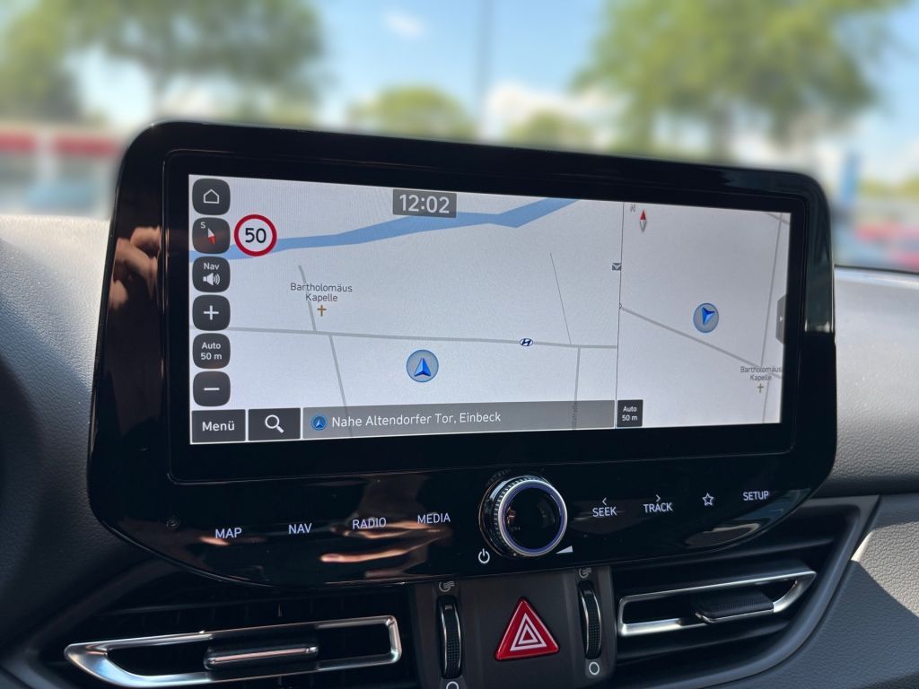 Fahrzeugabbildung Hyundai i30 1.6 T-GDI DCT Trend + Pano