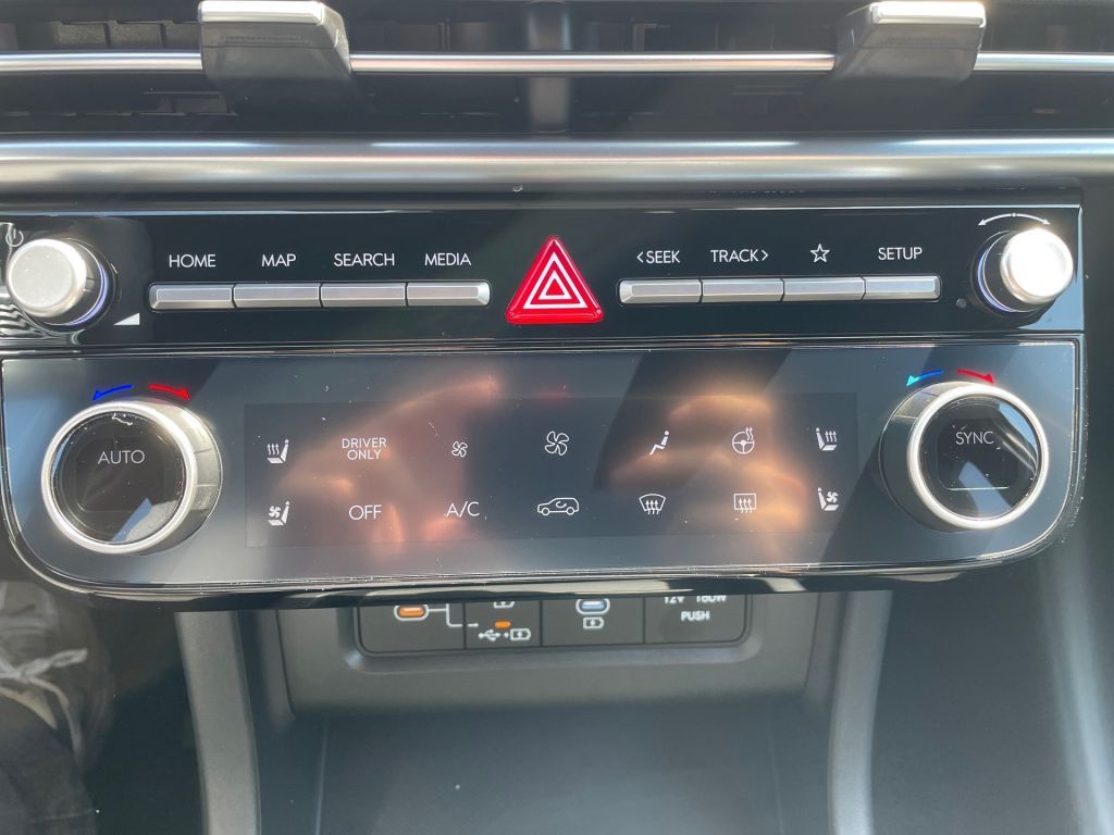 Fahrzeugabbildung Hyundai TUCSON 1.6 T-GDi Plug-in-Hybrid 4WD Prime +Assis