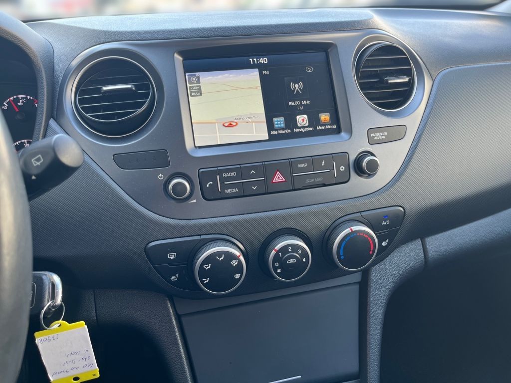 Fahrzeugabbildung Hyundai i10 1.0 Trend