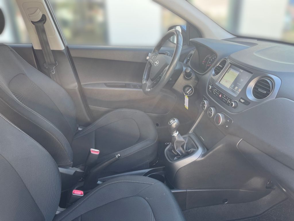Fahrzeugabbildung Hyundai i10 1.0 Trend +Apple Carplay