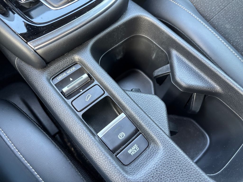 Fahrzeugabbildung Honda HR-V e:HEV 1.5 i-MMD Hybrid Advance +1HD+AHK+